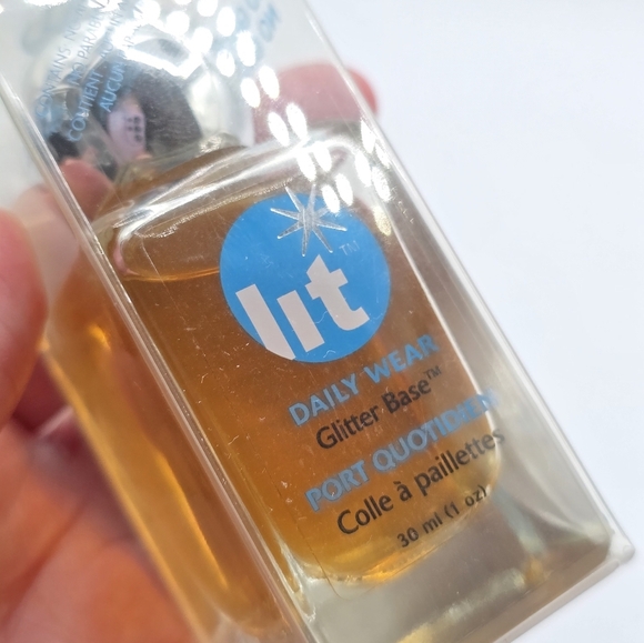 LIT Cosmetics Daily Wear Glitter Base - Picture 4 of 4